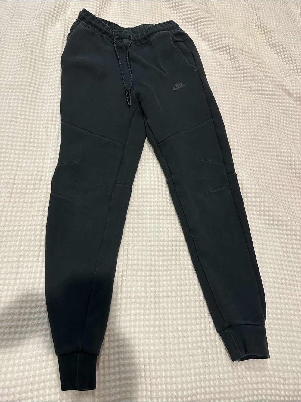 Nike Men’s Black Jogger Sweatpants - Classic Athletic Fit